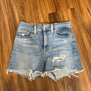 Levi High Rise Shorts 24